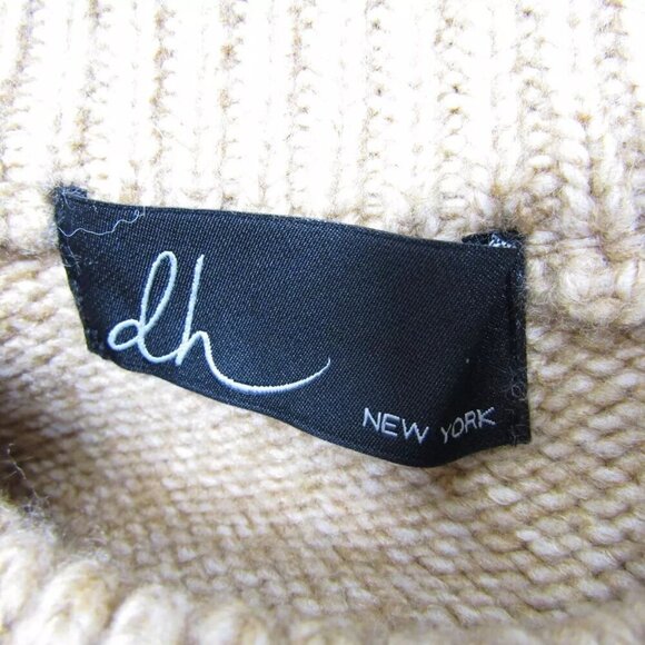 NEW DH NEW YORK Womens Eloise Crew Neck Cable Sweater Light Brown Size M - Picture 13 of 13